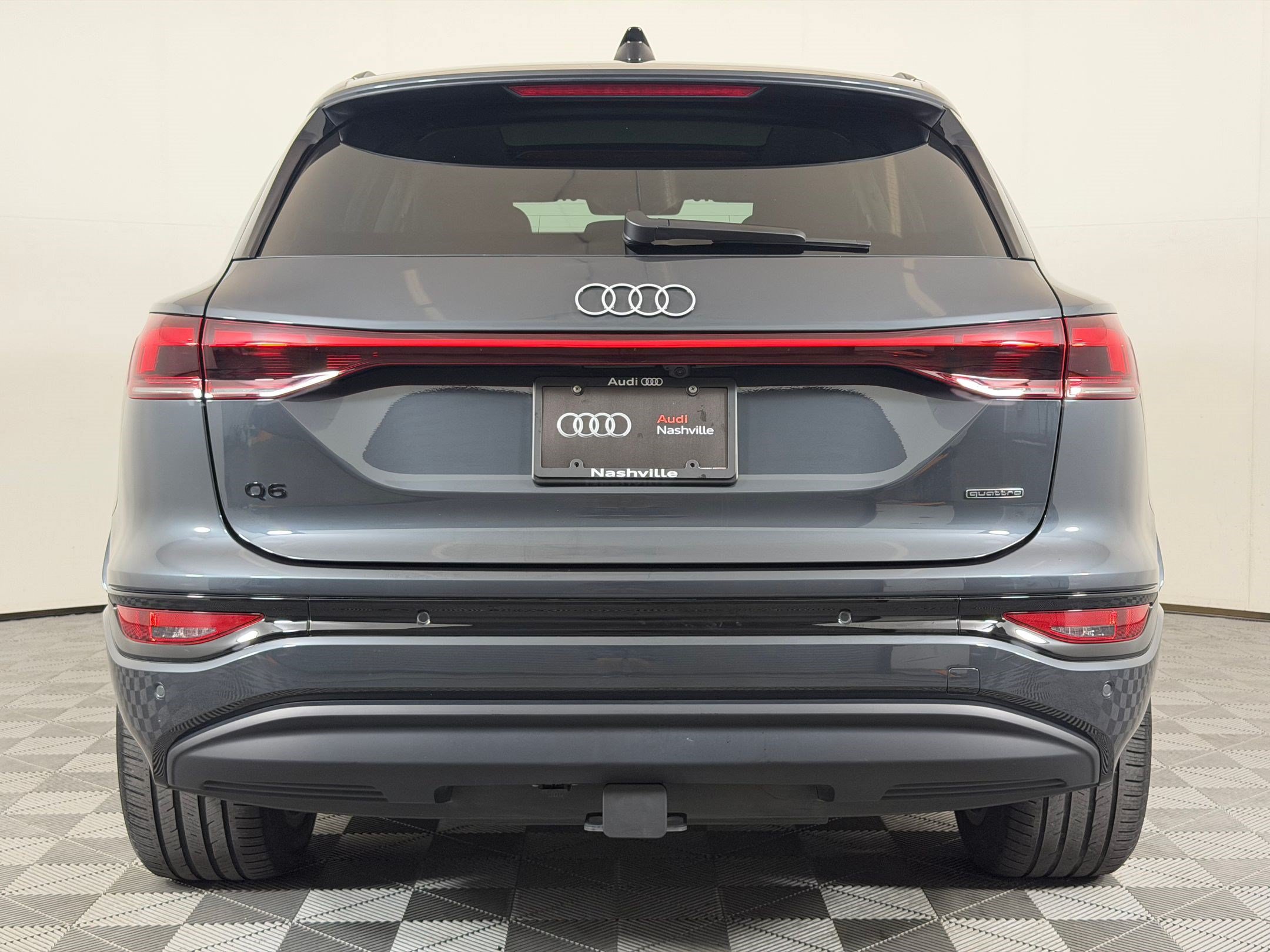 Certified 2025 Audi Q6 e-tron Premium Plus w/ Premium Plus AWD/4WD image 10
