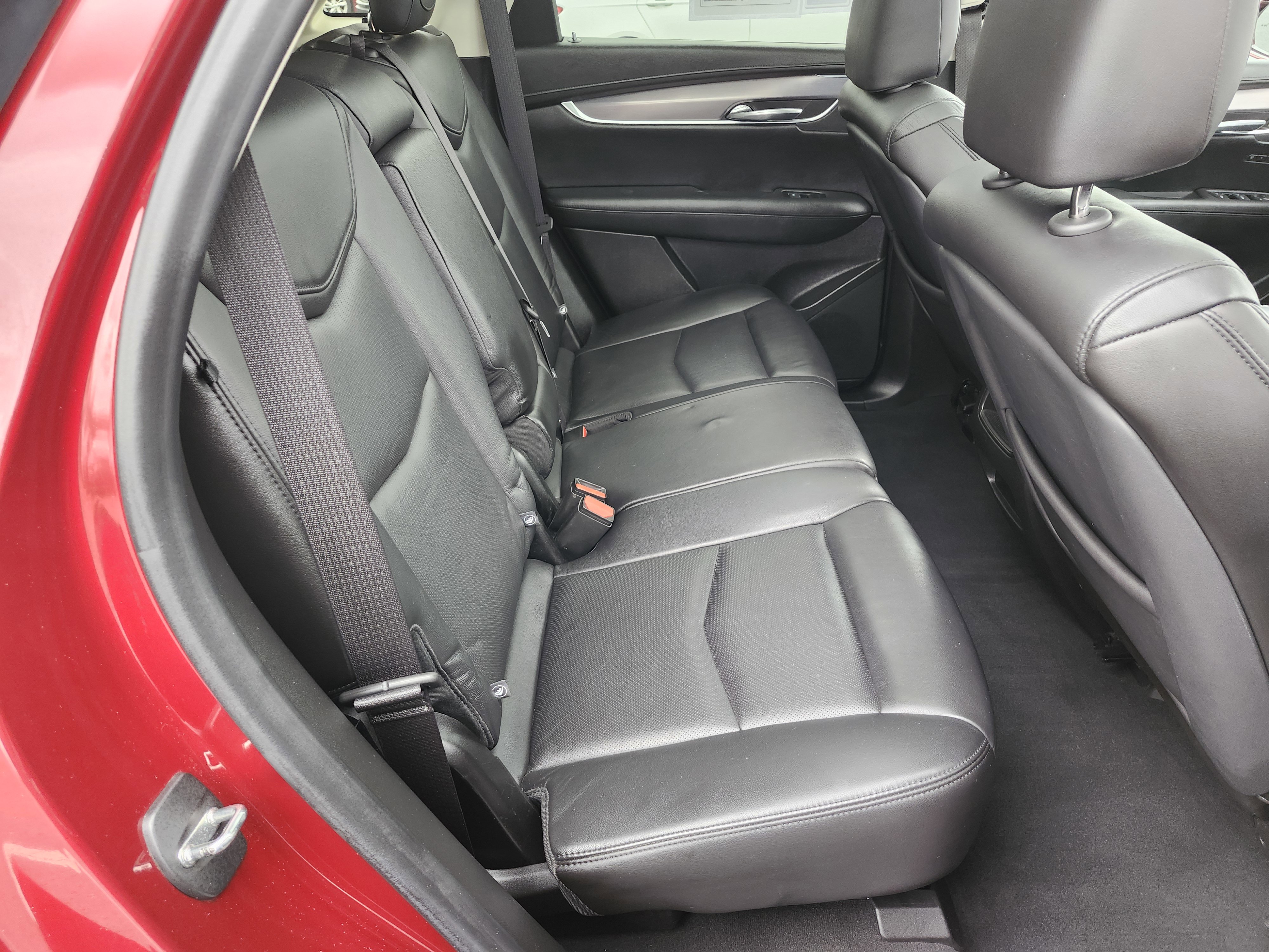 Used 2018 Cadillac XT5 Luxury image 21