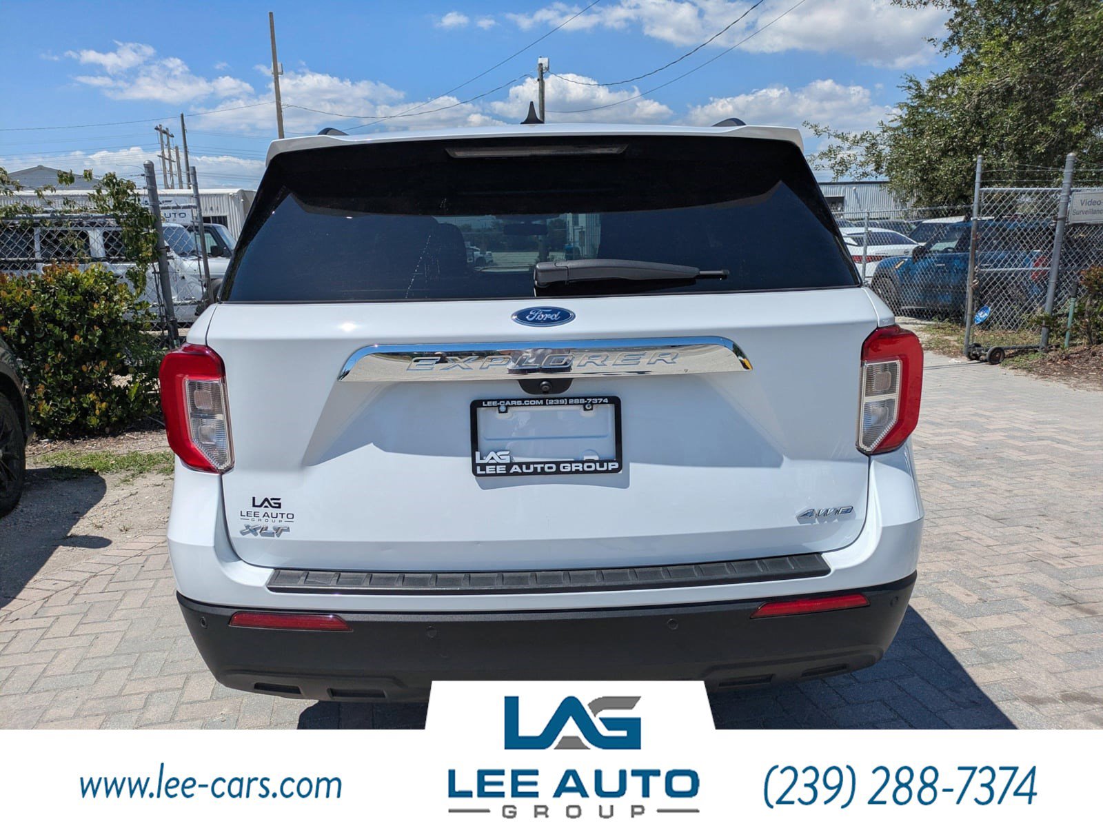 Used 2021 Ford Explorer XLT AWD/4WD image 4