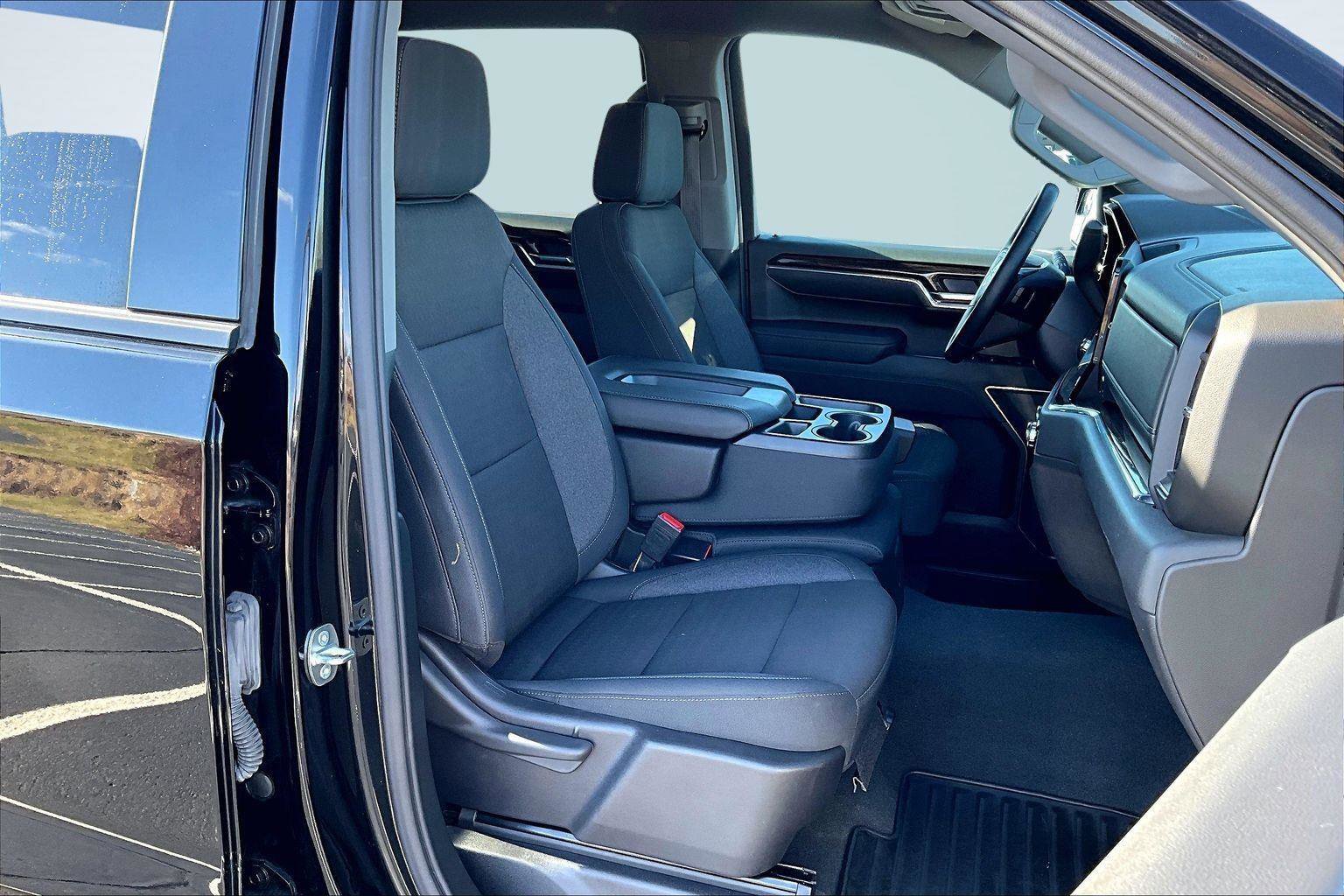 Used 2024 GMC Sierra 1500 Elevation AWD/4WD image 8