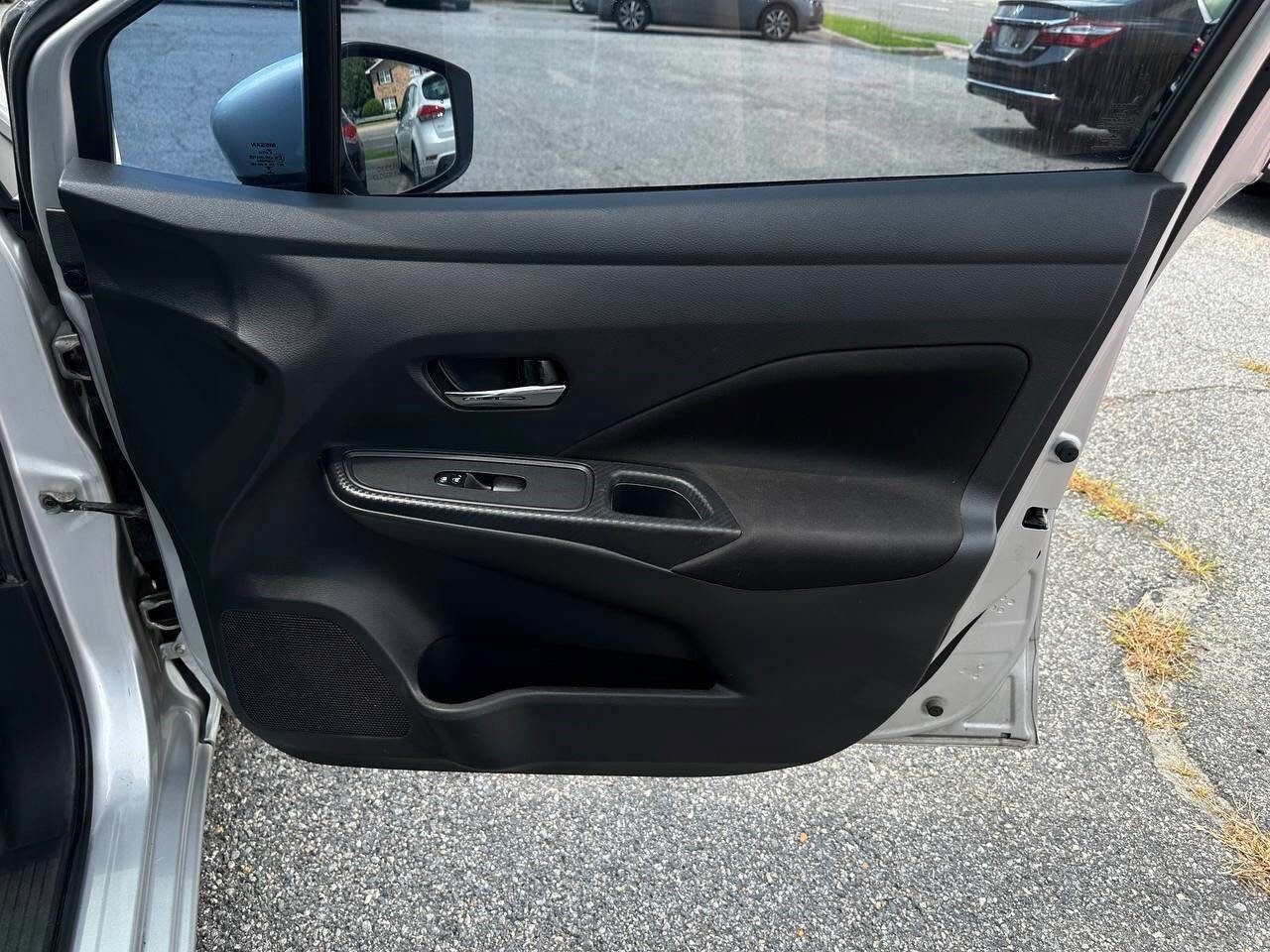 Used 2021 Nissan Versa SV image 20