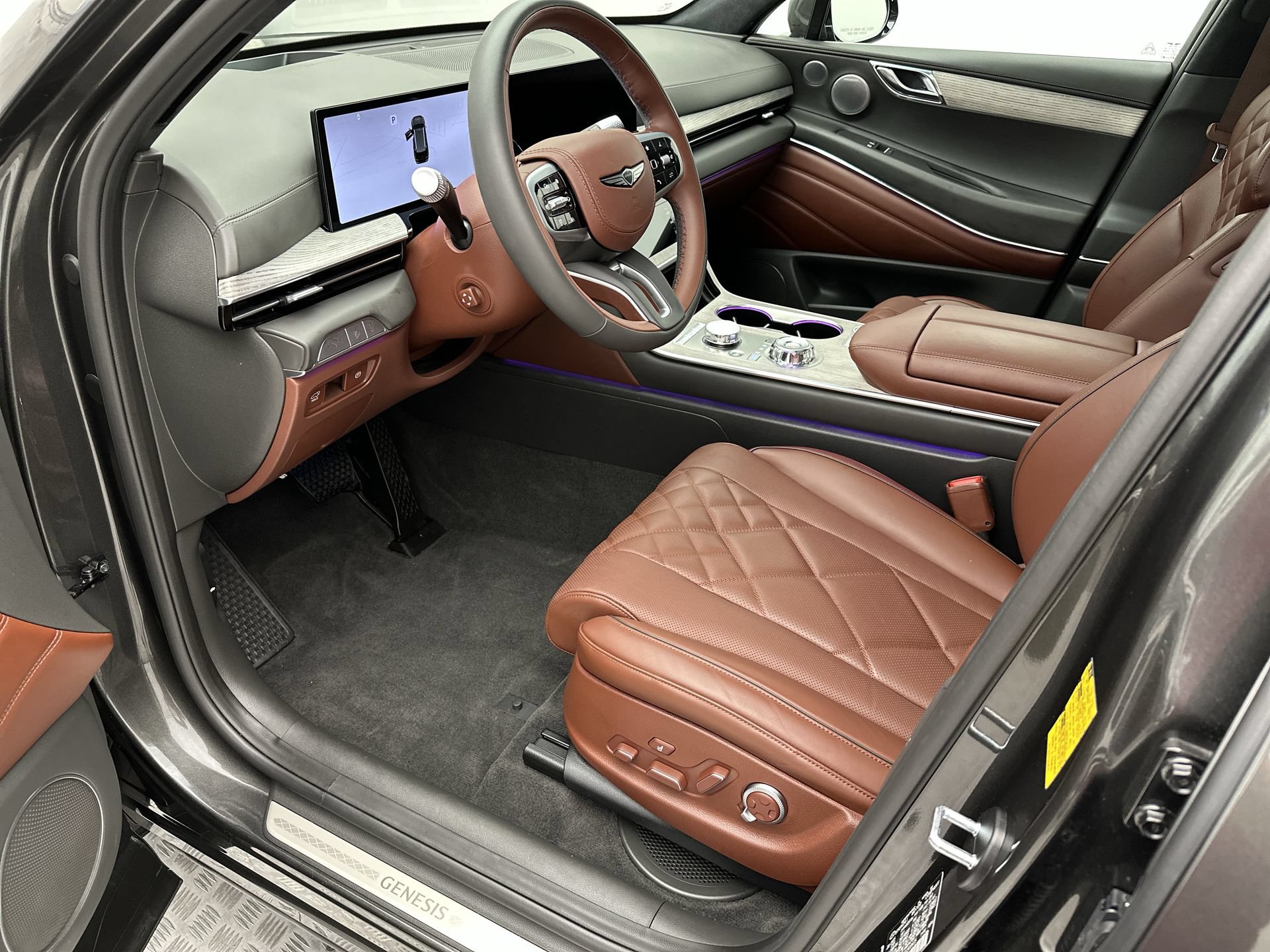 Certified 2026 Genesis GV80 3.5T Prestige AWD/4WD image 11