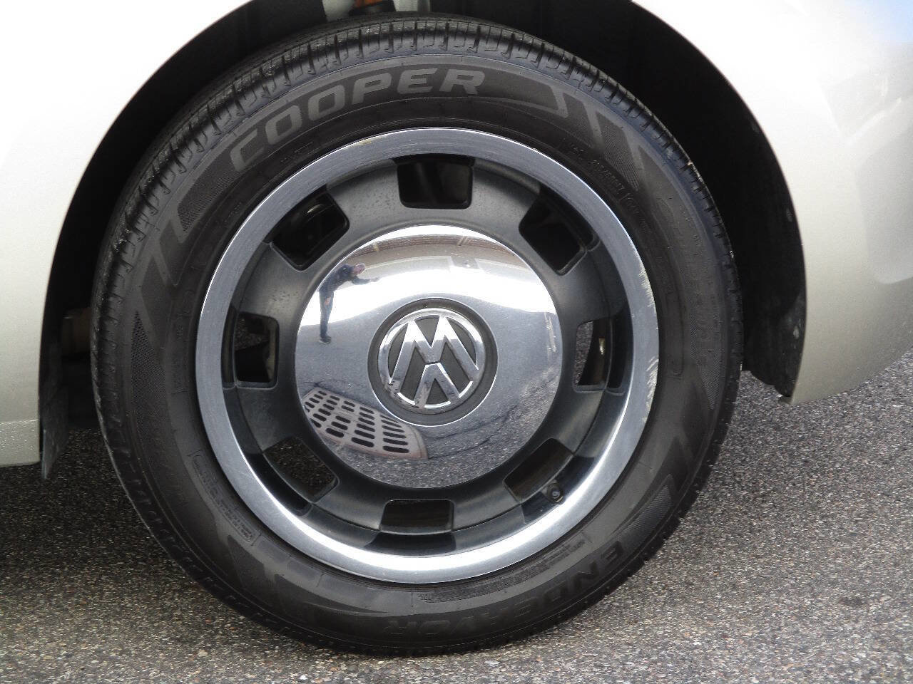 Used 2012 Volkswagen Beetle 2.5 FWD image 94