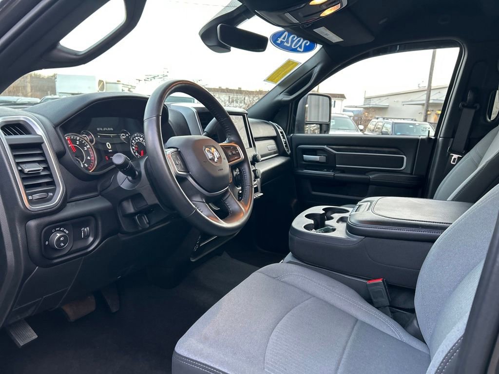 Used 2024 RAM 2500 Big Horn image 41