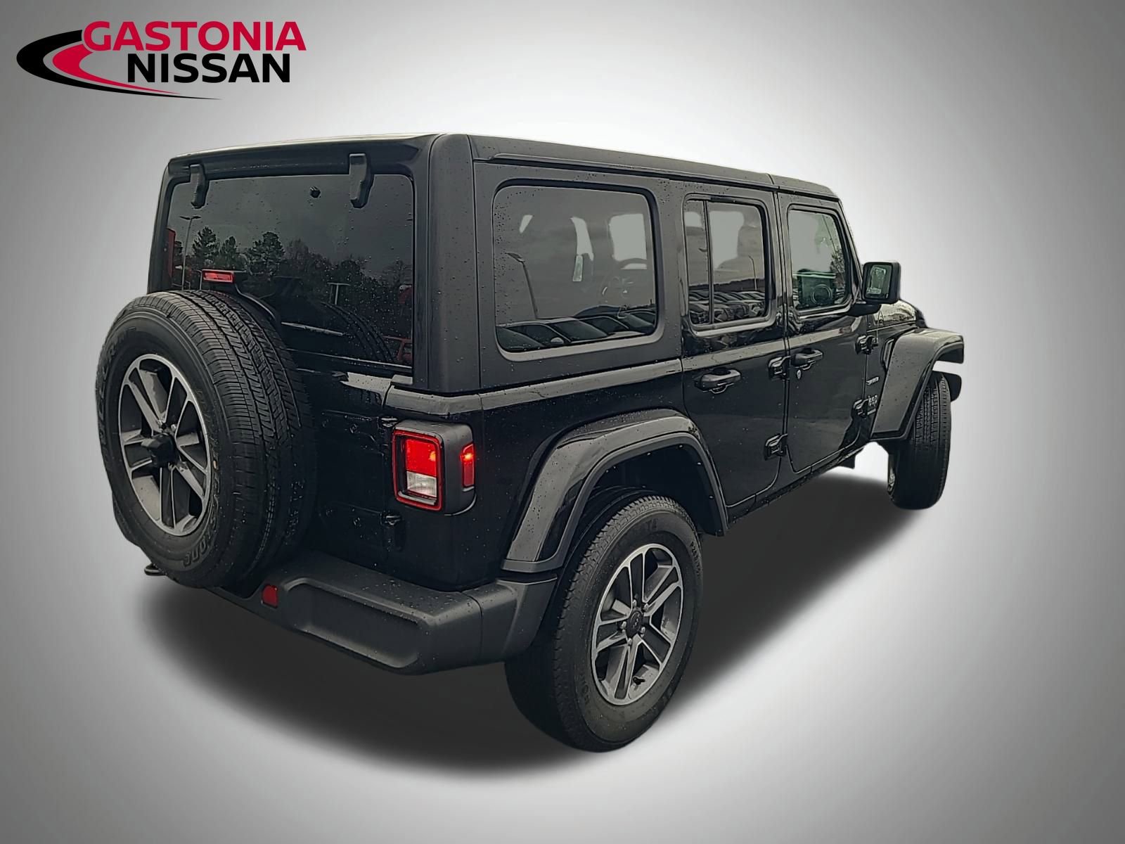 Used 2023 Jeep Wrangler Sahara image 52