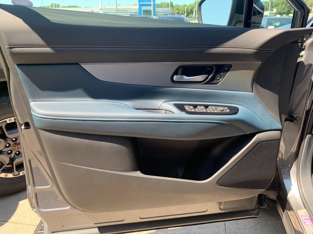 New 2026 Nissan Murano Platinum w/ Cargo Package AWD/4WD image 11