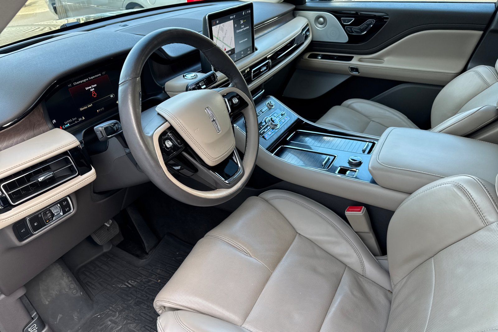 Certified 2023 Lincoln Aviator Reserve w/ Equipment Group 201A AWD/4WD image 10