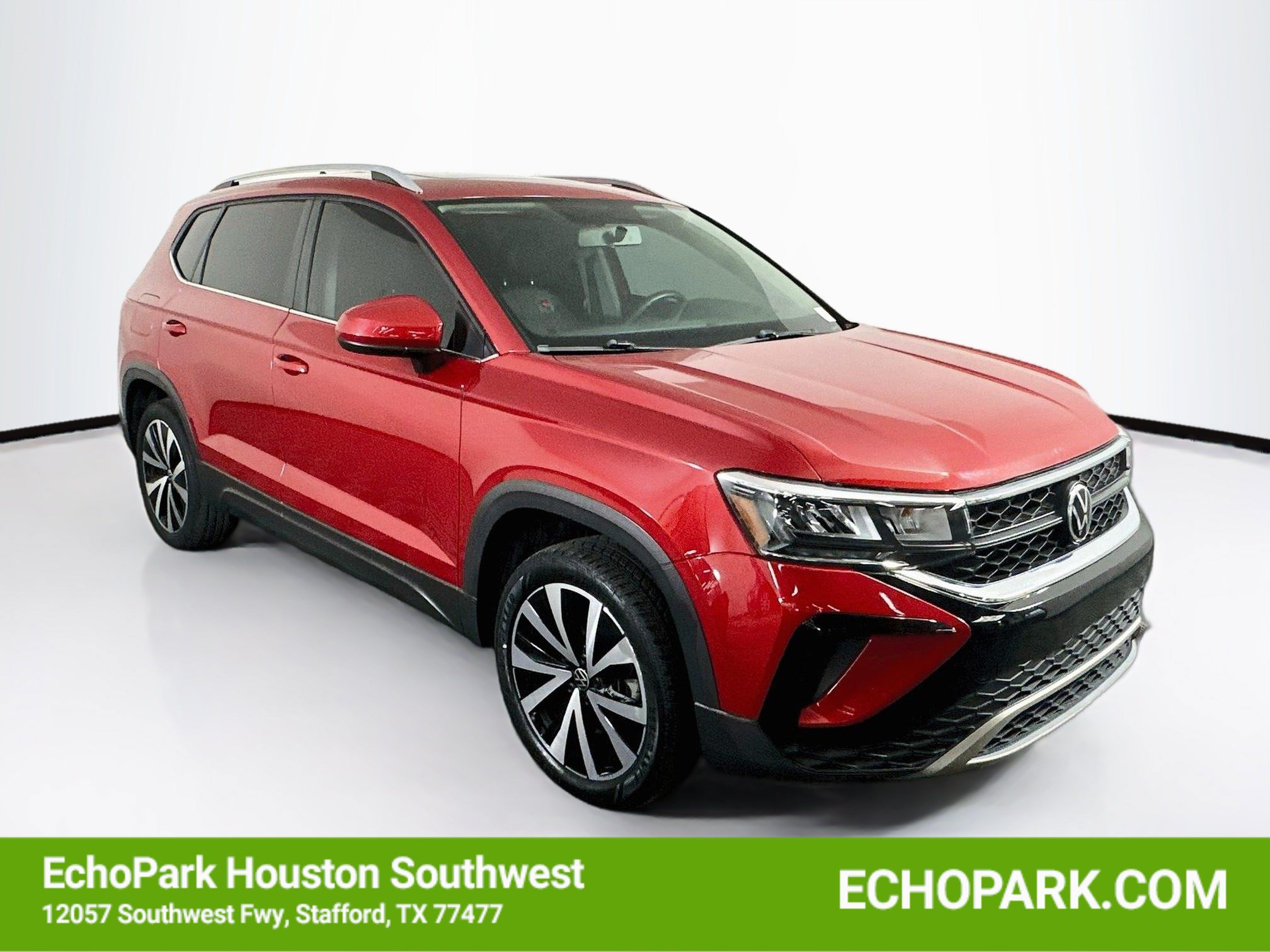 Used 2022 Volkswagen Taos SE w/ Panoramic Sunroof Package
