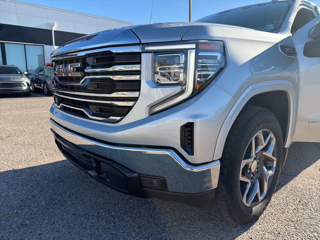 Used 2022 GMC Sierra 1500 SLT w/ X31 Off-Road Package image 36