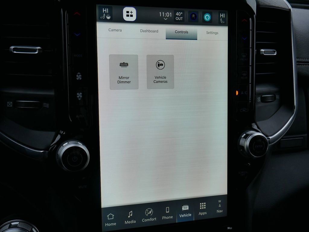 Used 2025 RAM 1500 Laramie image 31