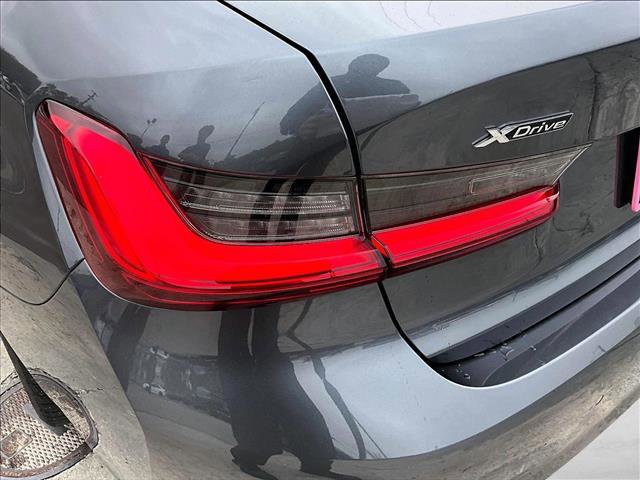 Used 2021 BMW 330i xDrive Sedan w/ Convenience Package image 30