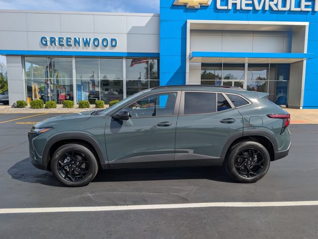 Used 2026 Chevrolet Trax LT w/ Driver Confidence Package FWD image 2