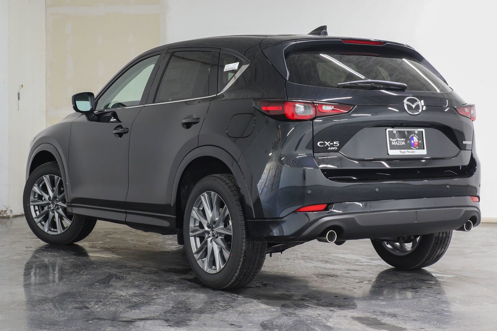 New 2025 MAZDA CX-5 AWD 2.5 S w/ Premium Plus Pkg image 4