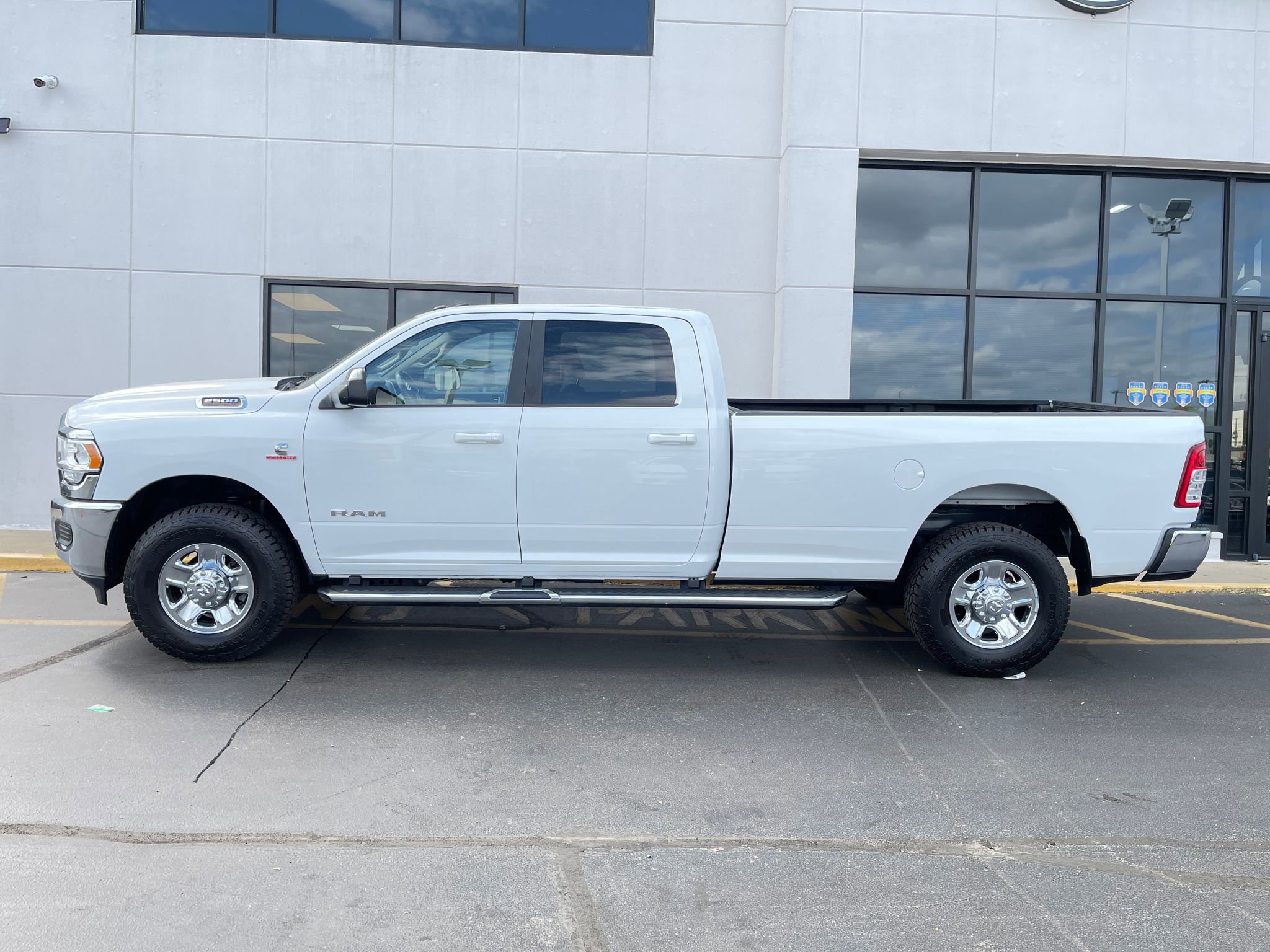 Used 2020 RAM 2500 Big Horn AWD/4WD image 6