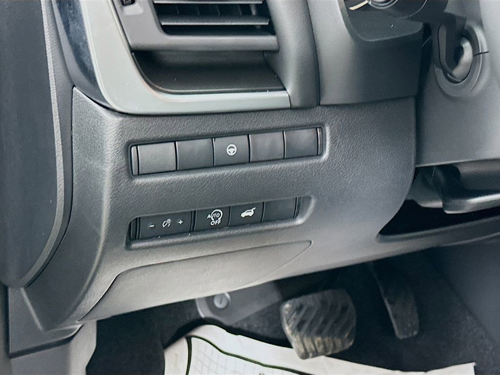 New 2026 Nissan Rogue SV image 15