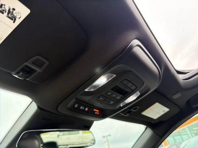 Used 2025 Cadillac CT5 Premium Luxury RWD image 43