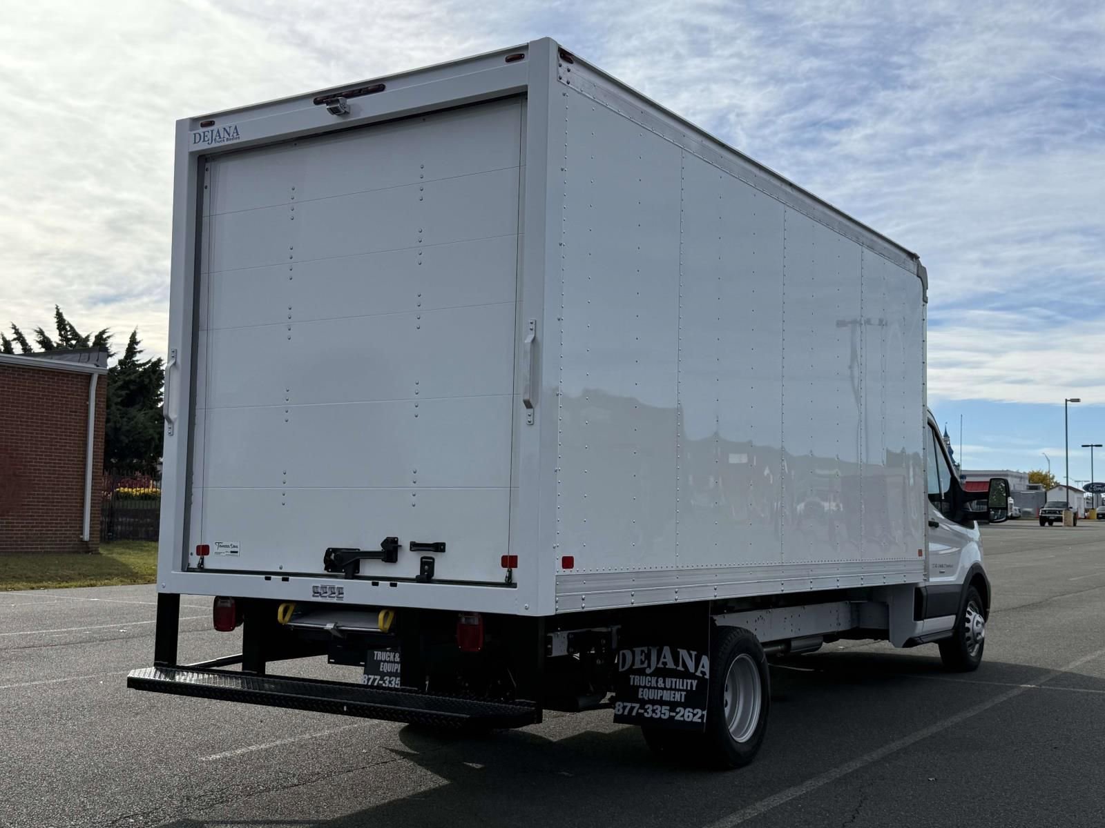 New 2024 Ford Transit 350 image 2