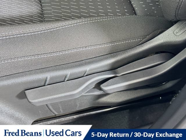 Used 2026 Chevrolet Equinox LT AWD/4WD image 42