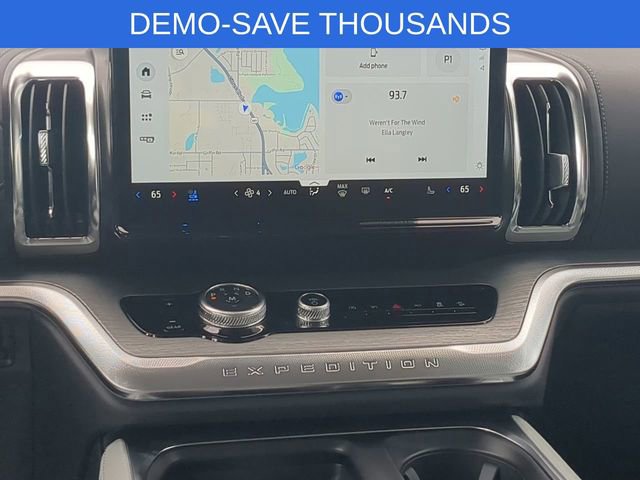 New 2025 Ford Expedition Max Platinum w/ Driver's Package image 8