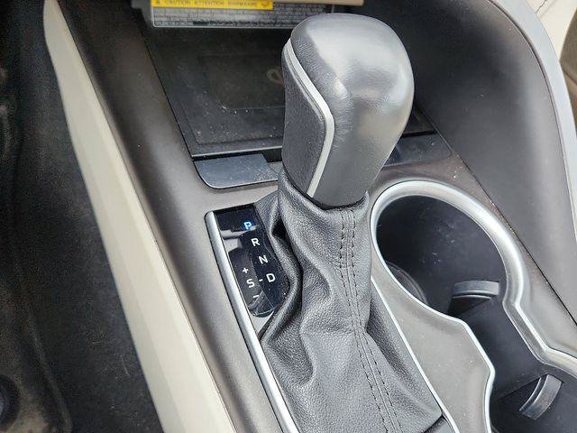 Certified 2021 Toyota Camry XLE w/ Cold Weather Package FWD image 16