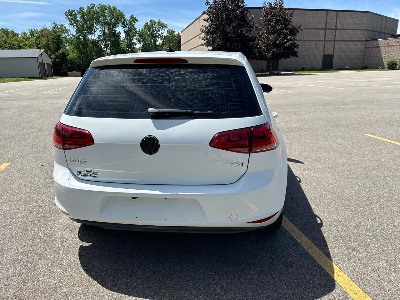 Used 2015 Volkswagen Golf TDI S FWD image 6