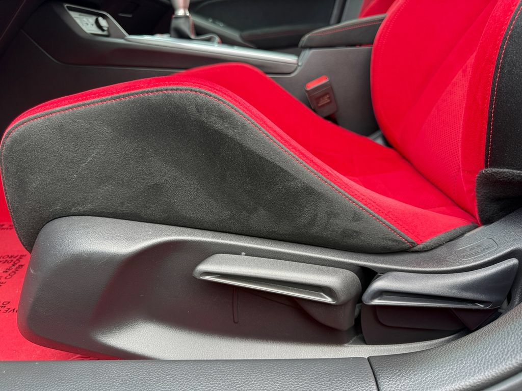 Used 2025 Honda Civic Type R image 10
