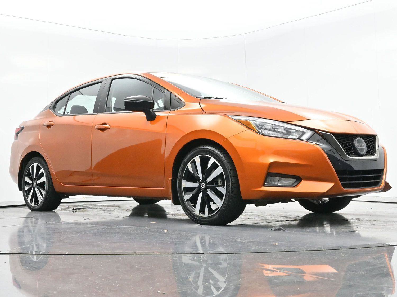 Used 2021 Nissan Versa SR w/ Convenience Package image 37