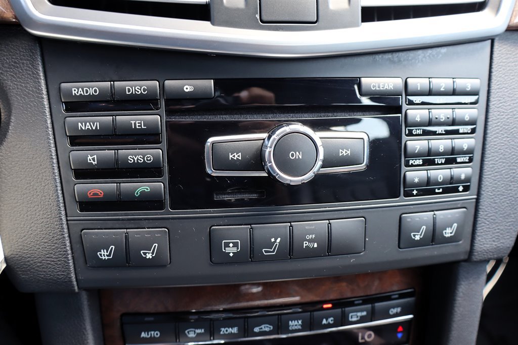 Used 2013 Mercedes-Benz E 350 BlueTEC Sedan image 28