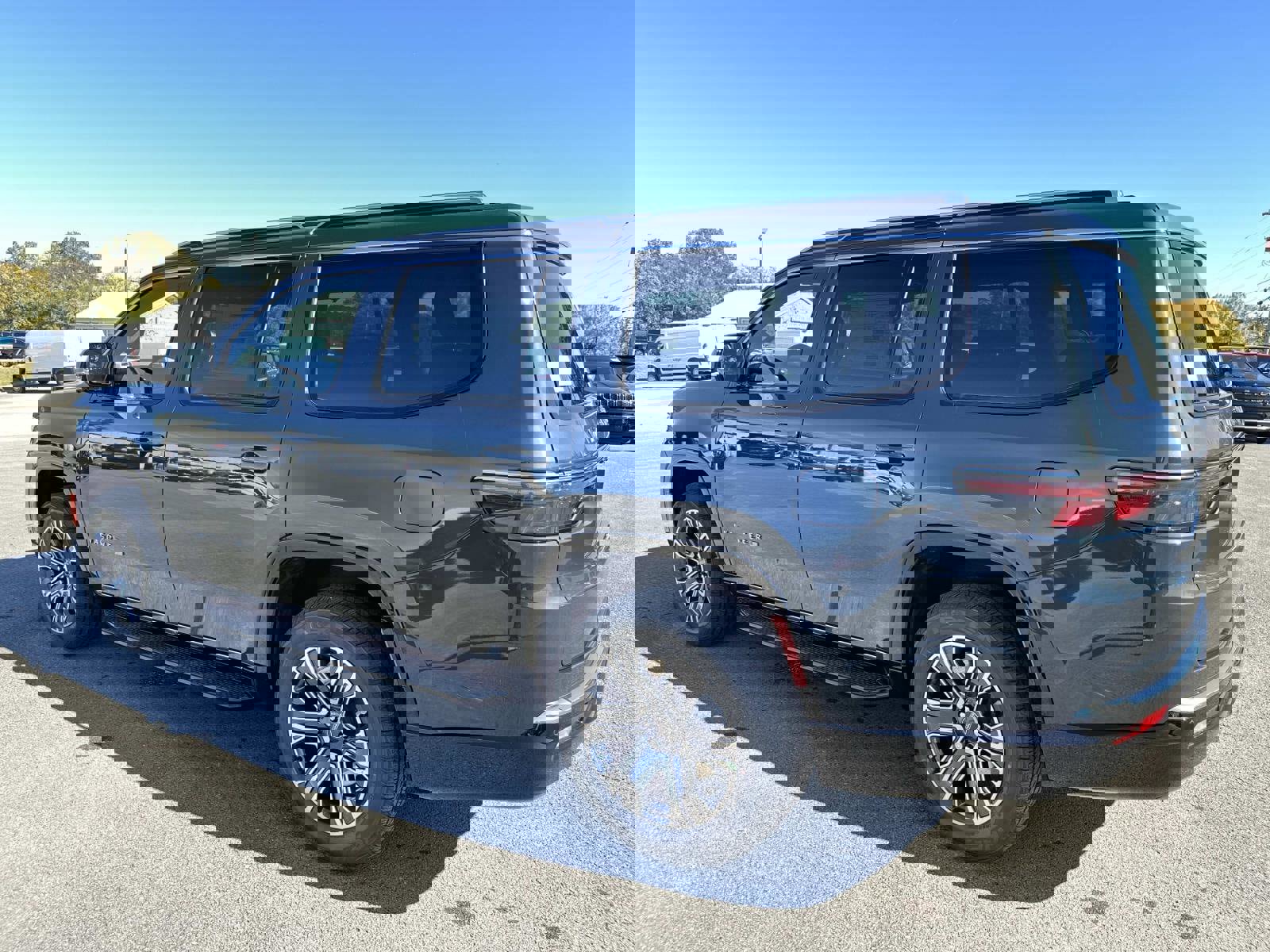 New 2025 Jeep Wagoneer 4WD image 6