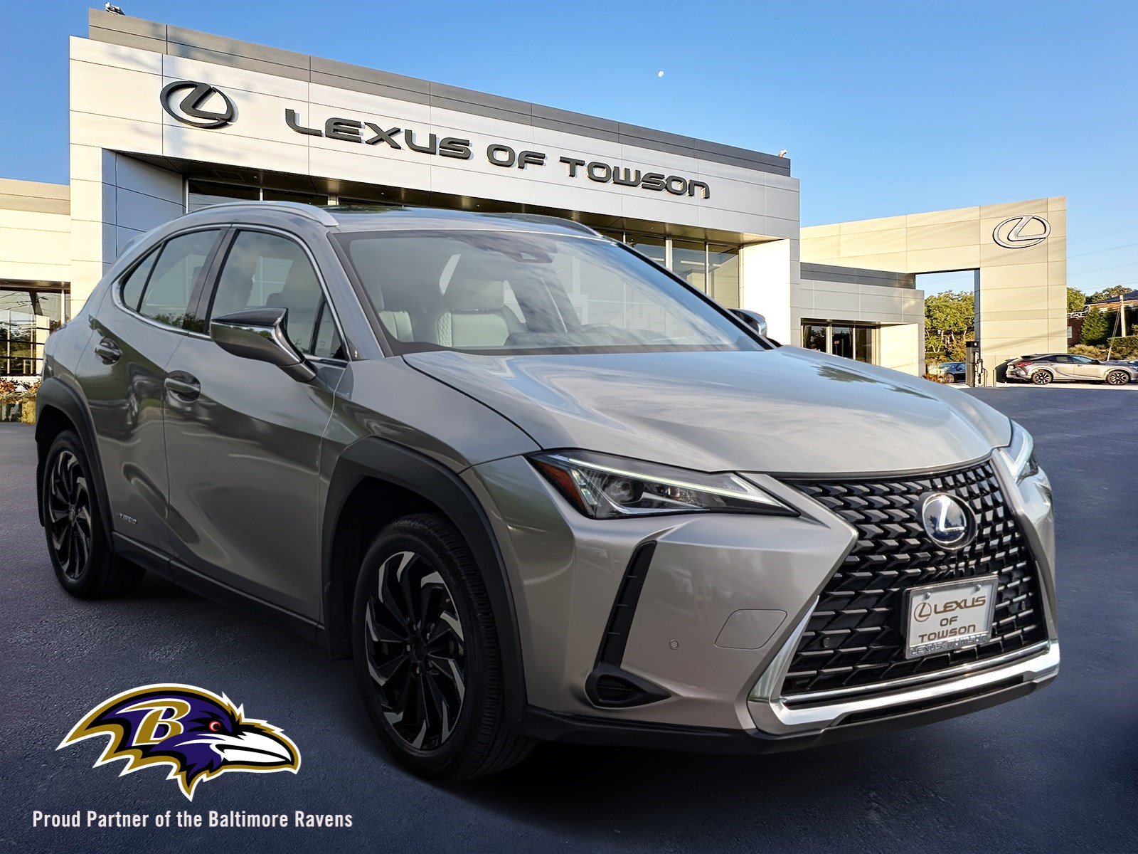 Used 2021 Lexus UX 250h w/ Premium Package AWD/4WD image 1