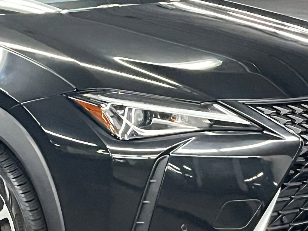 Used 2019 Lexus UX 250h w/ Premium Package image 40