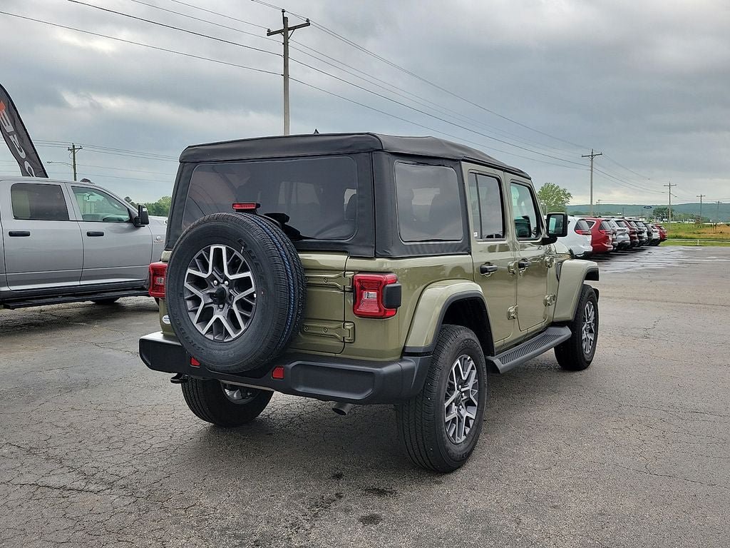Used 2026 Jeep Wrangler Unlimited Sahara AWD/4WD image 5
