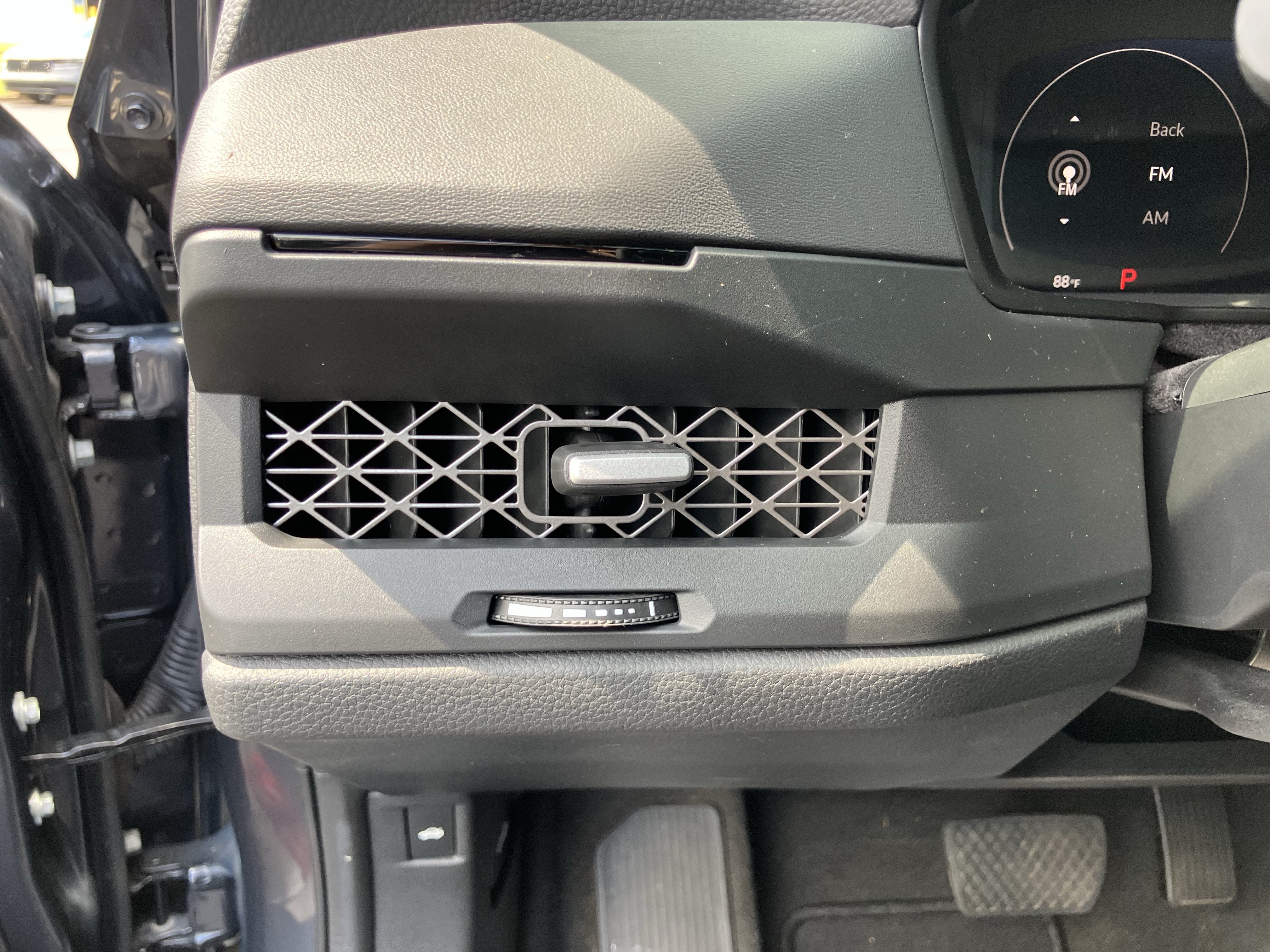 Used 2025 Honda Accord SE image 19