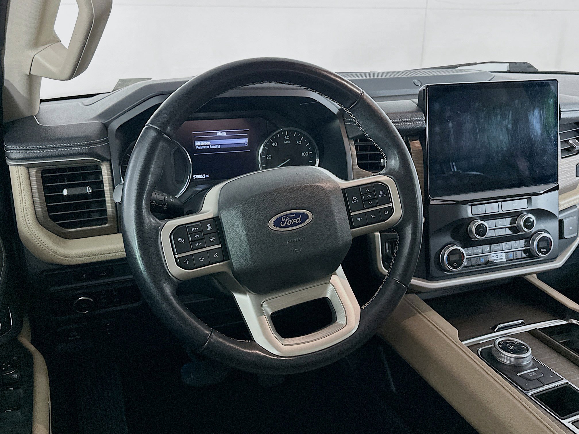 Used 2024 Ford Expedition Limited RWD image 18