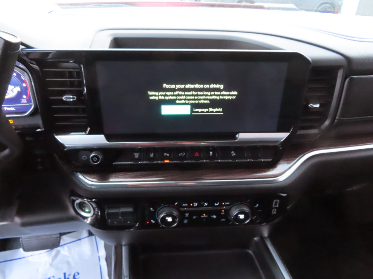 Used 2024 Chevrolet Silverado 2500 LT image 40