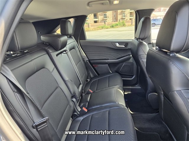 New 2025 Ford Escape Base image 9