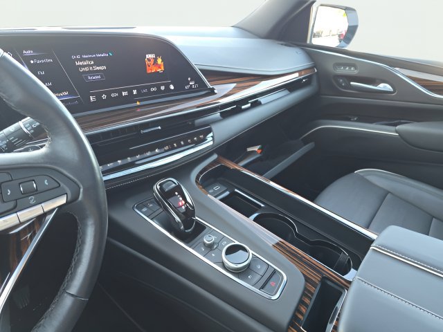 Used 2024 Cadillac Escalade Premium Luxury w/ LPO, Floor Liner Package AWD/4WD image 24