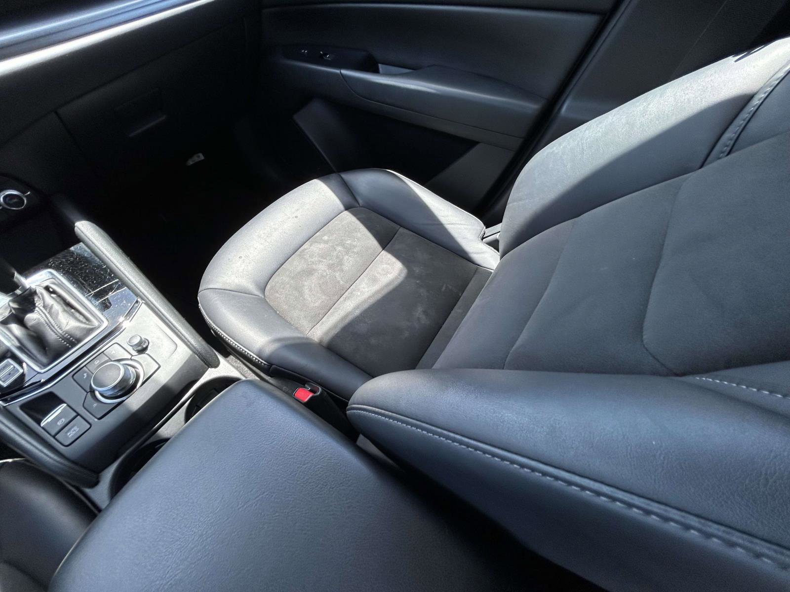 Used 2021 MAZDA CX-5 Touring FWD image 14