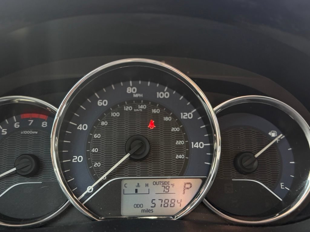 Used 2015 Toyota Corolla L FWD image 18