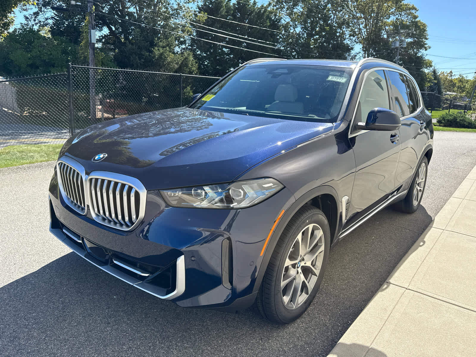 New 2026 BMW X5 xDrive40i w/ Climate Comfort Package image 7
