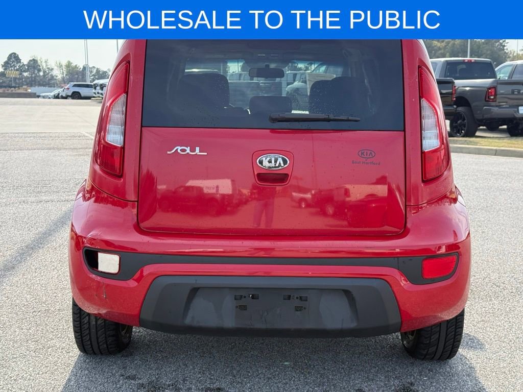 Used 2013 Kia Soul + image 4