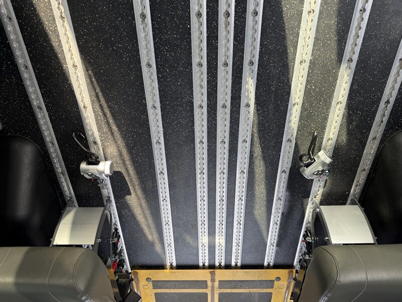 Used 2018 Ford Transit 150 XL RWD image 14