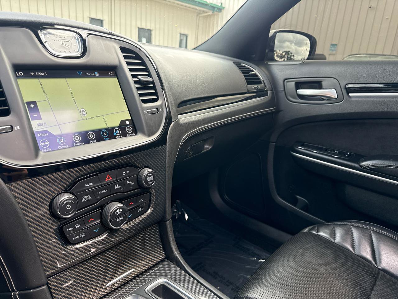 Used 2023 Chrysler 300 C RWD image 30