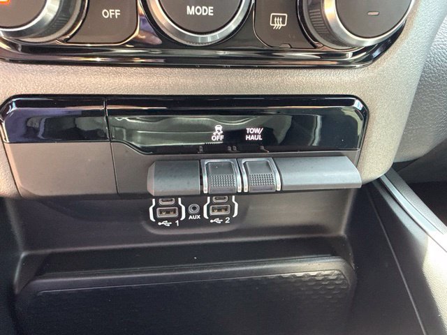 Used 2022 RAM 1500 Big Horn AWD/4WD image 43