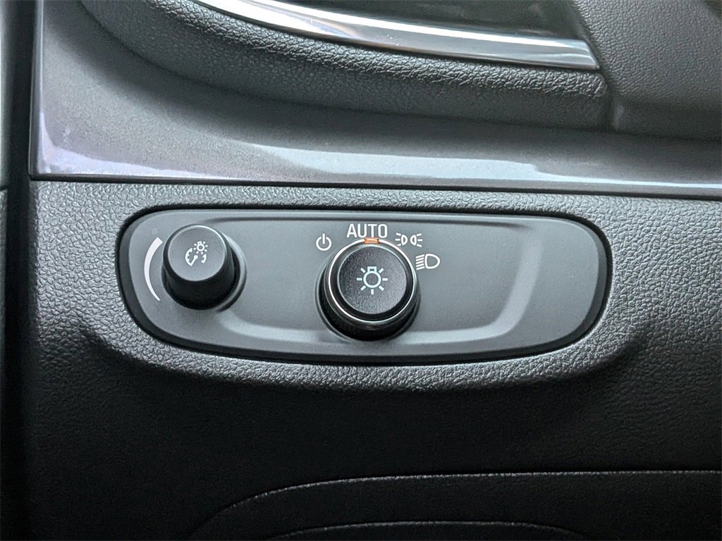 Used 2019 Buick Encore Preferred image 23