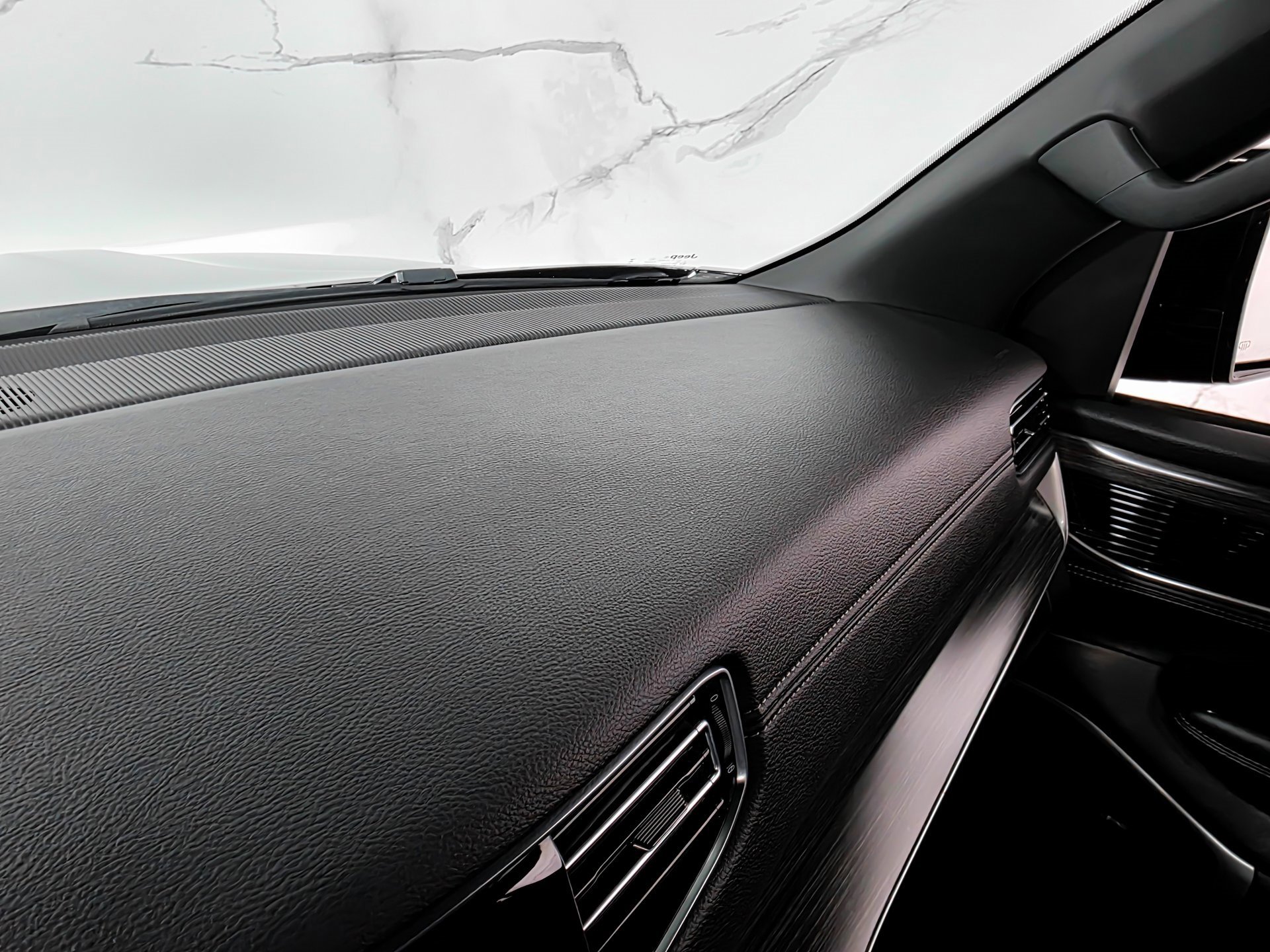 Used 2023 Jeep Wagoneer Series II w/ Premium Group I image 38