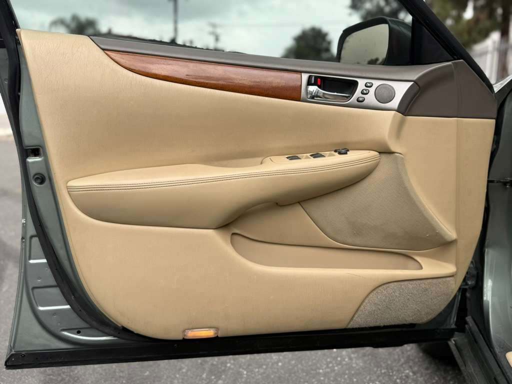 Used 2006 Lexus ES 330 image 21