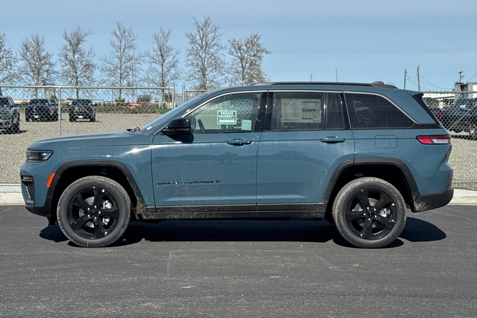 New 2026 Jeep Grand Cherokee Limited w/ Limited Altitude Package image 6