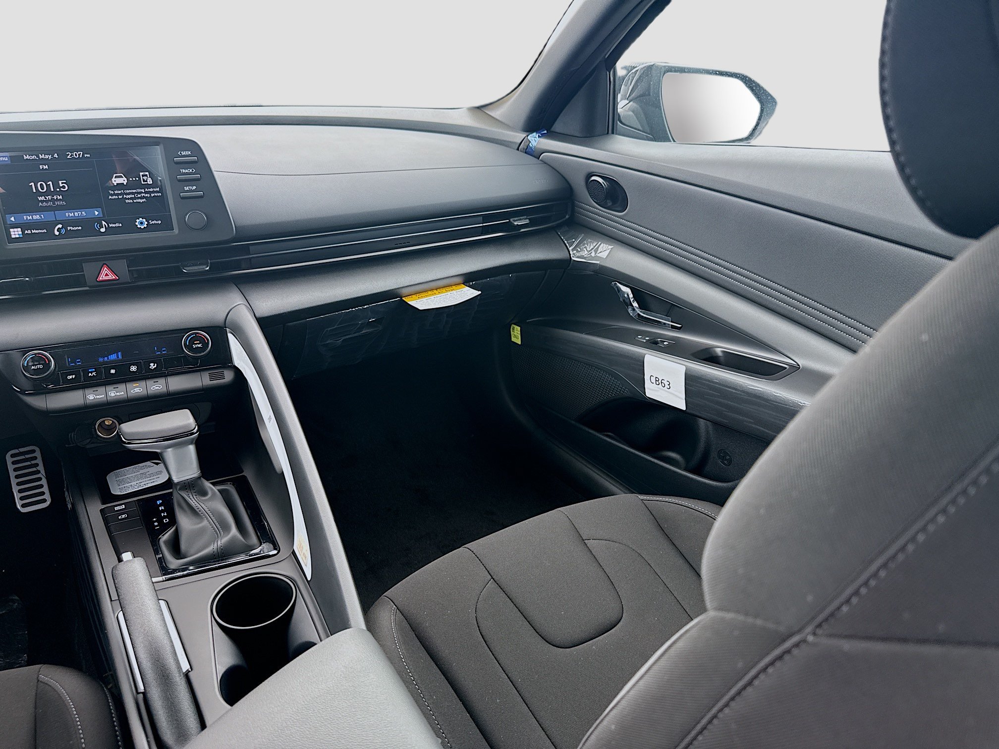 New 2026 Hyundai Elantra Sport FWD image 16
