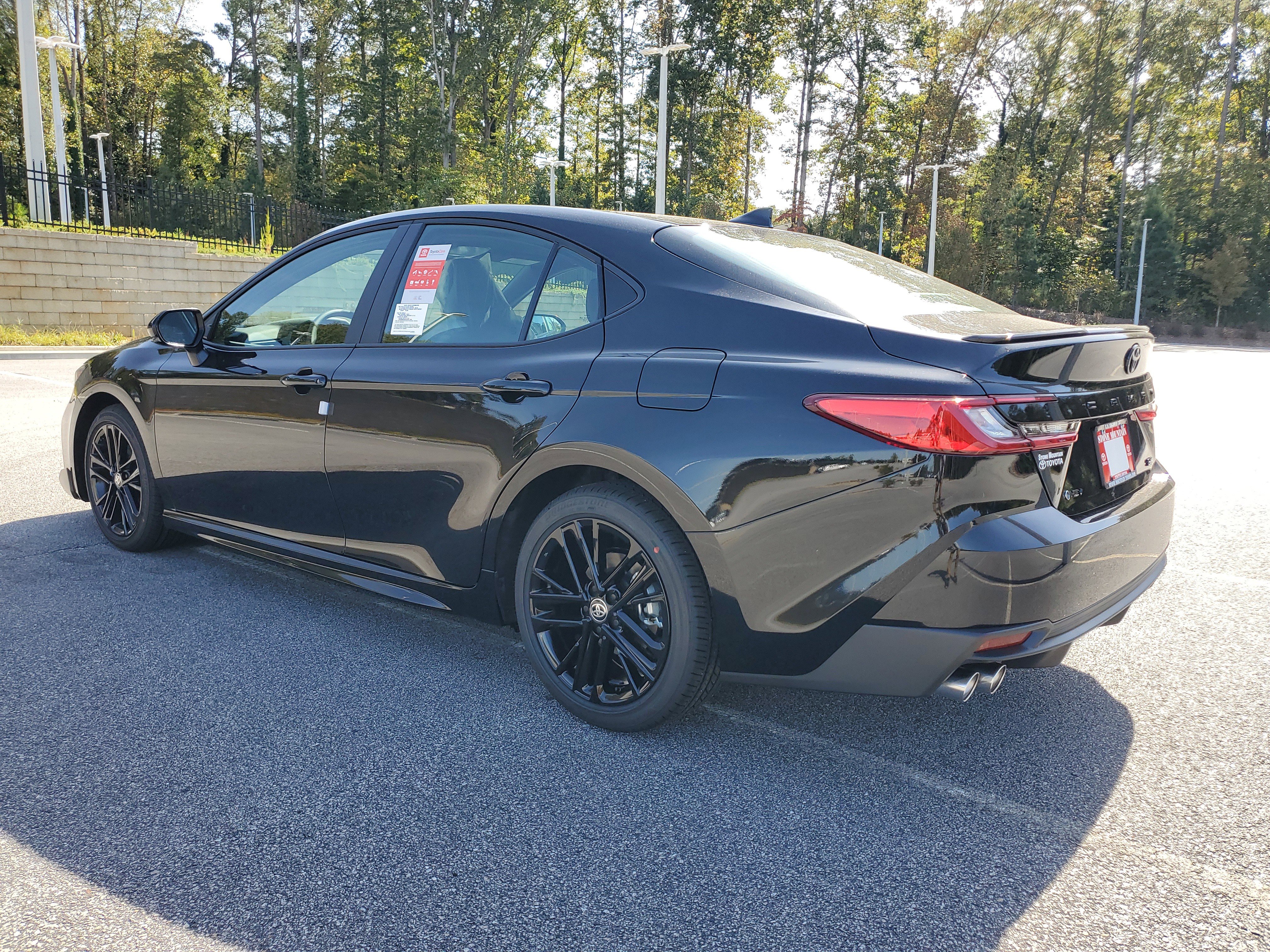 New 2026 Toyota Camry SE image 4